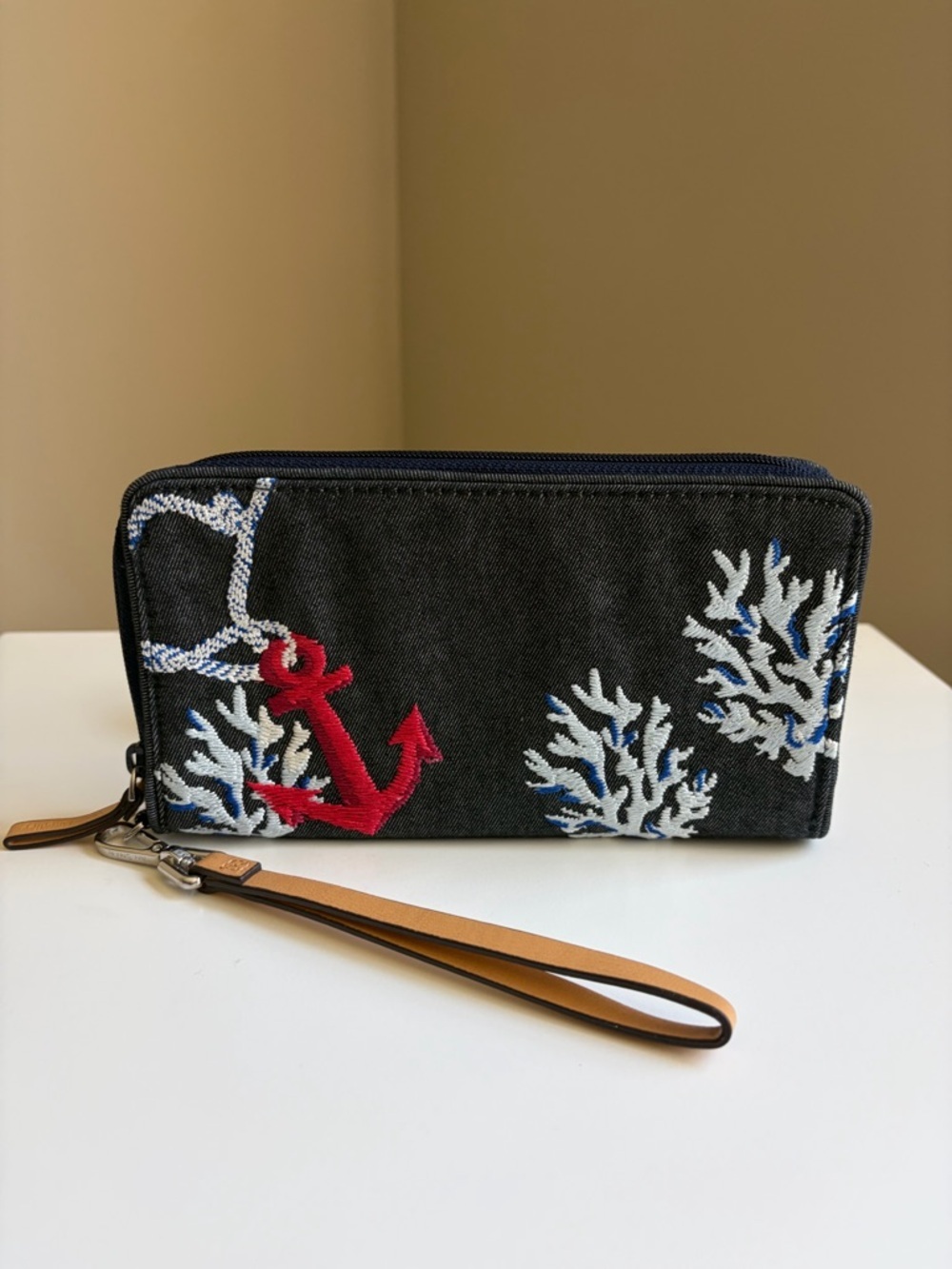 Vera Bradley Beach Wallet